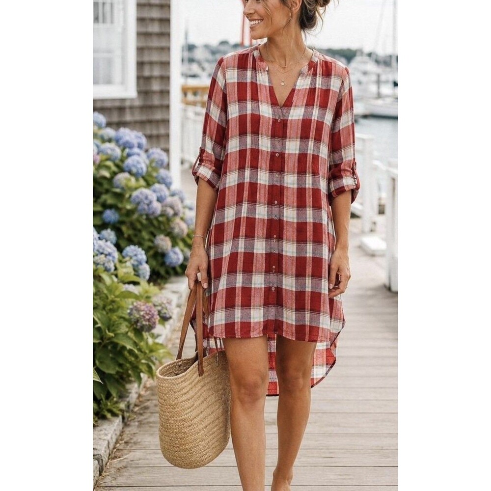 Akemi + Kin Anthropologie Plaid Tunic Top XS Red Boho Button Front Long Sleeve